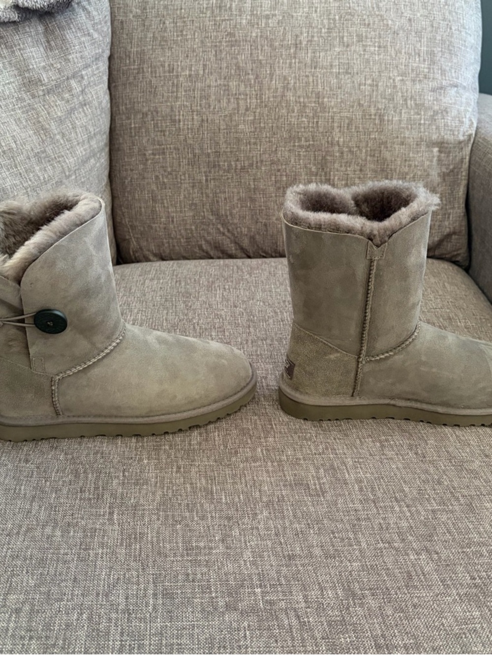 UGG Ankle Boots in Grey with Button - Picture 3 of 14
